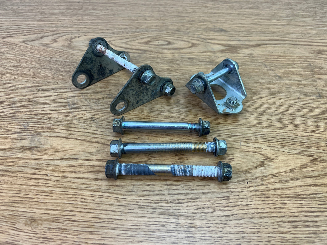 2011 Yamaha Big Bear 400 Motor Engine Mounts Stays Bolts 5FU-F1315-01-00