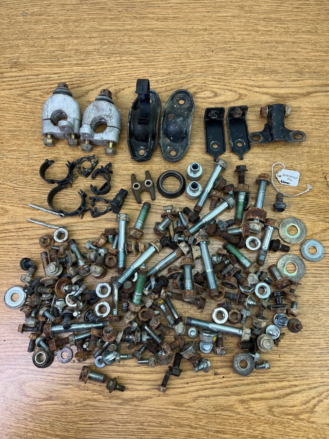 2000 Honda Foreman TRX 450 ES Misc Bolts Nuts Clamps Parts