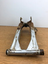 2000 Yamaha Warrior 350 OEm Swingarm 3GD-22110-20-35