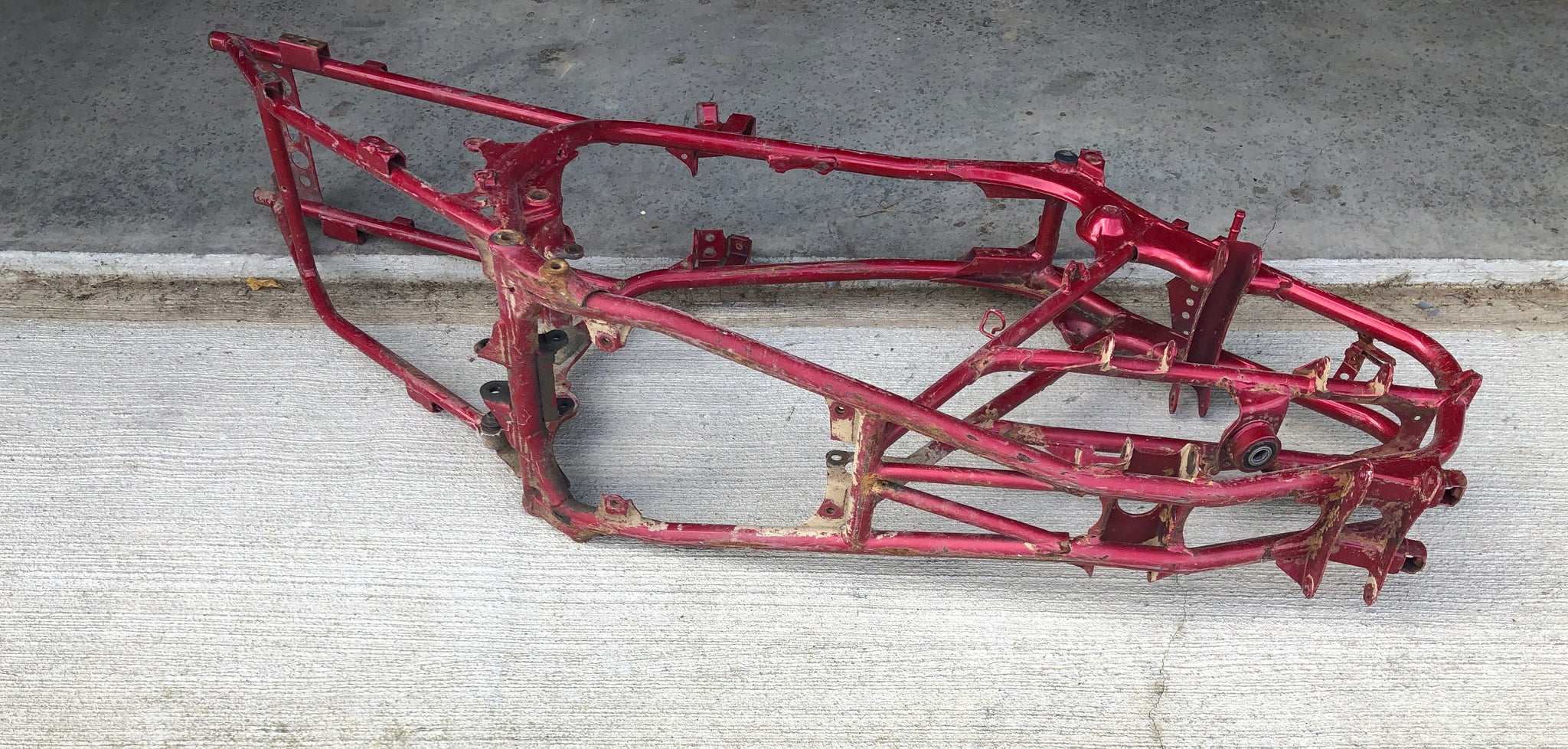 2004 Yamaha Raptor 350 YFM350 Frame 5YT-21110-00-00 – Powersports Legion
